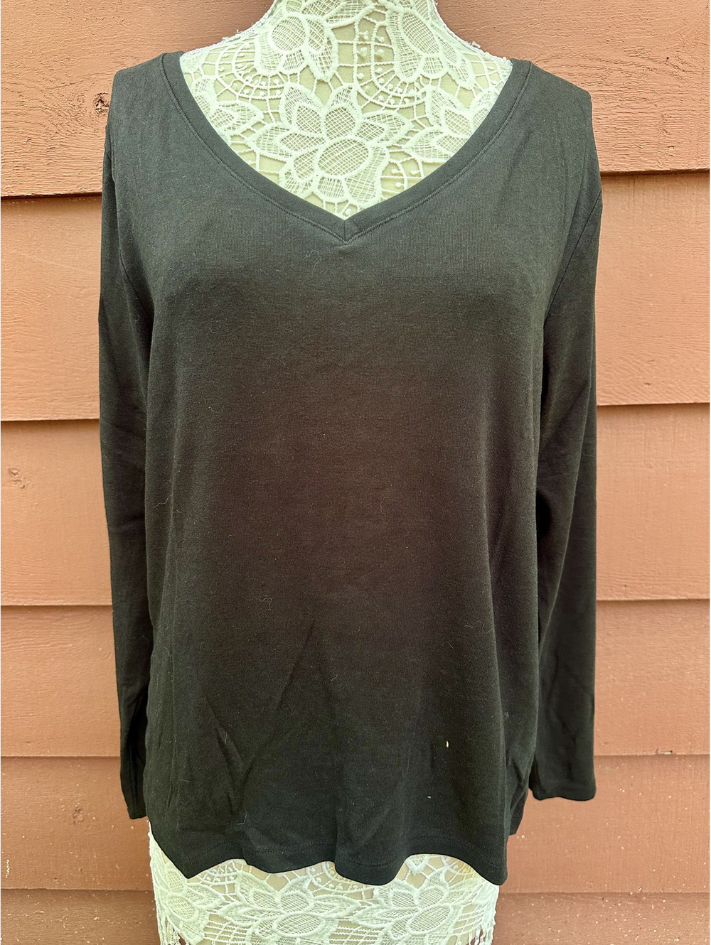 Gap Classic Black V Neck Long‎ Sleeve Shirt Minimalist Casual Top